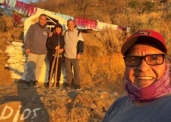 Peregrinos de Ixtlán completan con éxito la ruta de senderismo “Ventura”