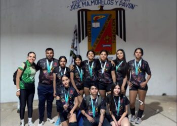 Ixtlán brilla en el torneo de voleibol en Ameca