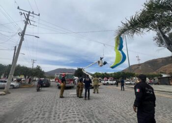 Inicio de semana accidentado para Protección Civil en Ahuacatlán