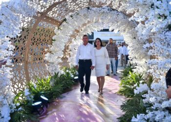 Unión y esperanza en las Bodas Colectivas 2025 de Compostela