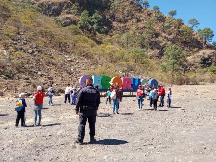 Jala refuerza su apuesta por el turismo con visitas guiadas al Volcán El Ceboruco