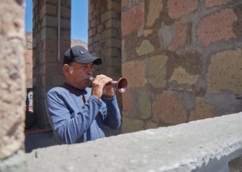 El eco ancestral de la chirimía anuncia la Cuaresma en Jala