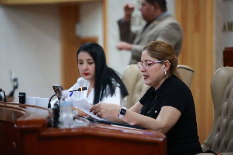 Legislará Congreso para eliminar la brecha salarial de las mujeres