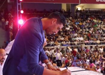 Ahuacatlán deslumbra en la Feria de Nayarit con una presentación impecable