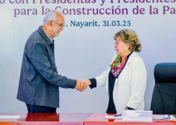 Arranca con gran respuesta la campaña de vacunación antirrábica en Ahuacatlán