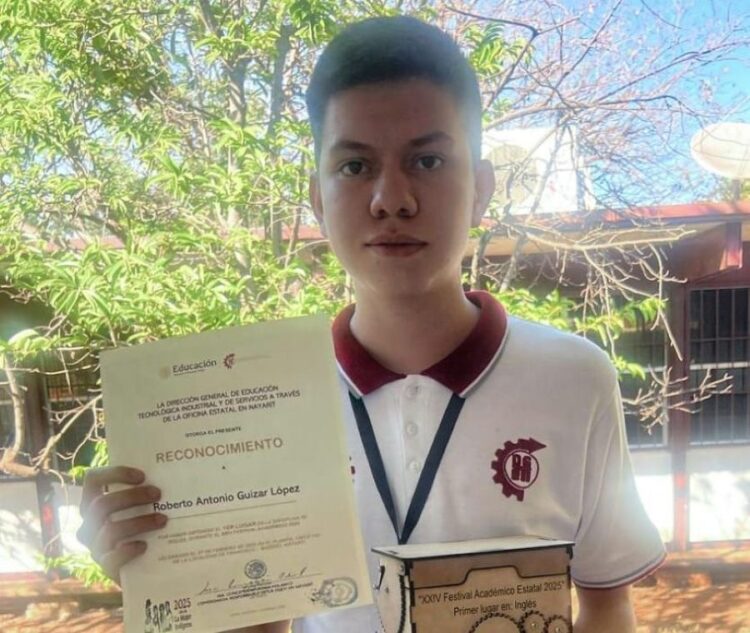 Alumno del CBTis 27 de Ixtlán participaráen Festival Académico Nacional