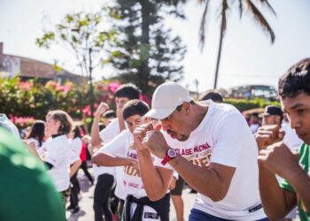 Compostela vibra con la Clase Nacional de Box: deporte, valores y comunidad en acción