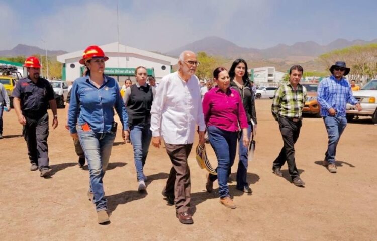 Gobierno redobla esfuerzos en el cerro de San Juan con apoyo federar