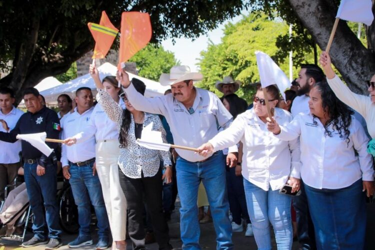 Santa María del Oro da la bienvenida a la Semana Santa 2025