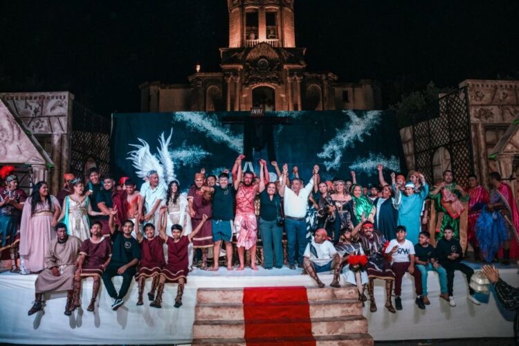 Manolo Andalón reconoce esfuerzo y creatividad de emprendedores de Ahuacatlán