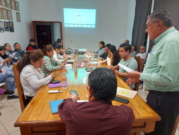 Manolo Andalón consolida fuerzas en el Cabildo de Ahuacatlán