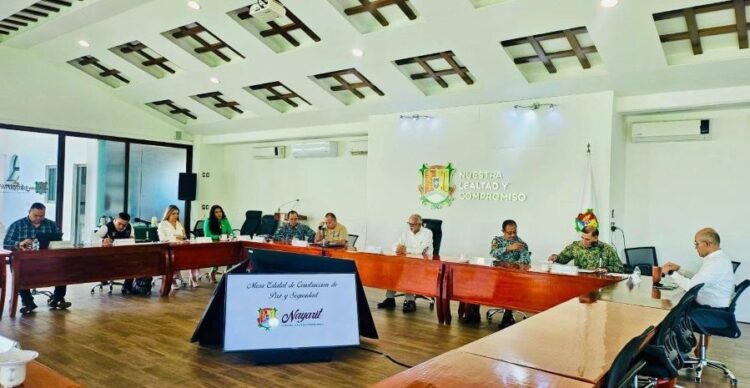 Refrendan compromiso por la seguridad en Nayarit