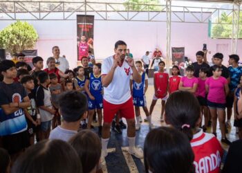 Inversión histórica para conservación de la carretera Uzeta-Camotlán