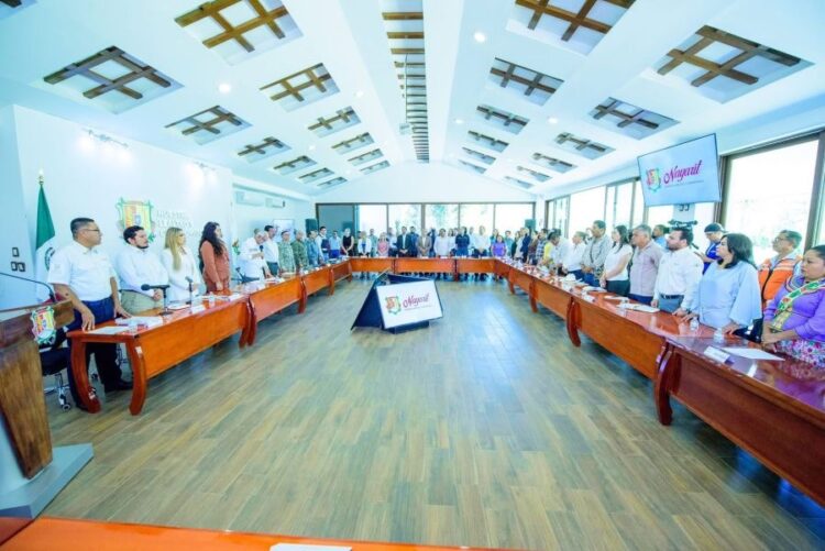 Paulina Barajas, de Ahuacatlán, una líder que inspira y deja huella