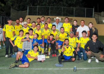 Cerro Blanco conquista el título del Torneo de Futbol Rápido, en Santa María del Oro