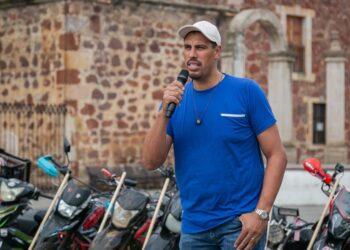 Crece el descontento en Compostela por la gestión del presidente Gustavo Ayón