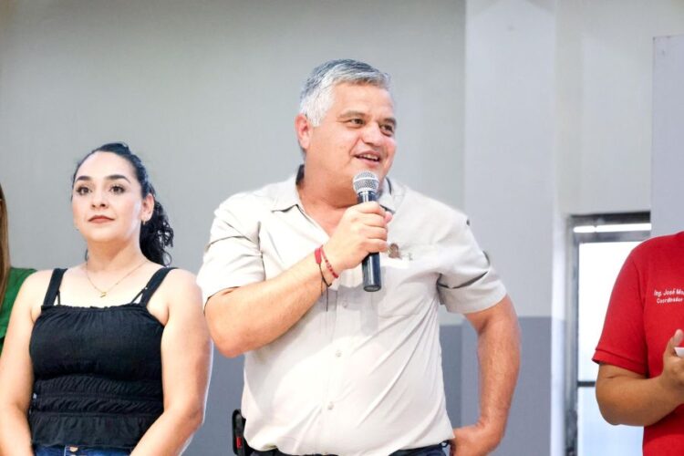 Funcionarios del gobierno de Ixtlán, o cumplen o se van