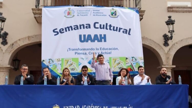Fiesta de talento y comunidad en la Semana Cultural UAAH