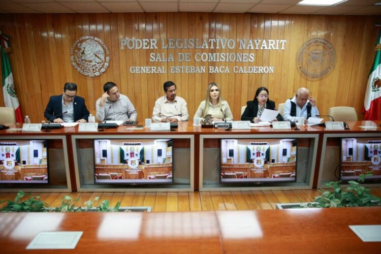 Valida Comité Organizador 88 trabajos para el Premio Estatal de Periodismo