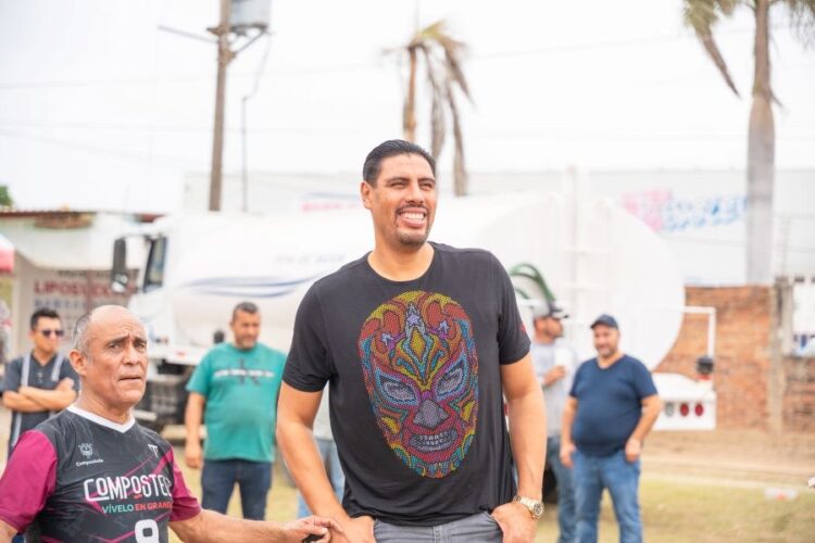 Más de 500 jóvenes disfrutan del Día del Estudiante en Las Varas