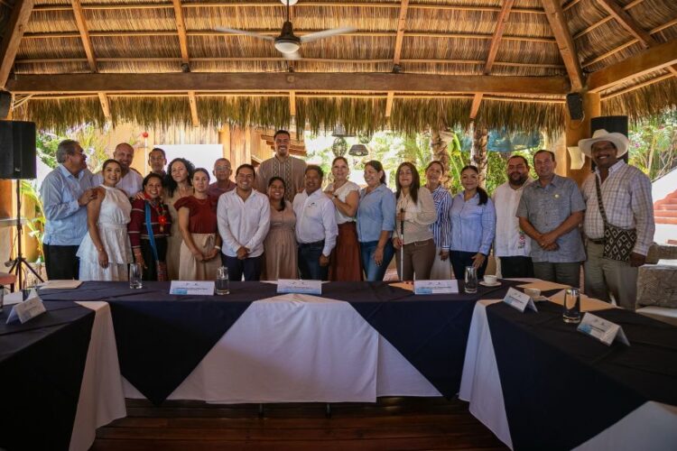Gustavo Ayón y Estefanía Carrillo, son ahoraEmbajadores de la Fundación Jalisco USA