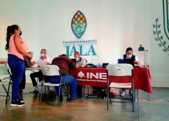 INE refuerza atención ciudadana con módulo móvil en Jala