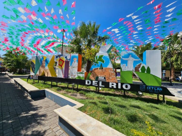Expectativa en Ixtlán por las Fiestas Patrias 2025