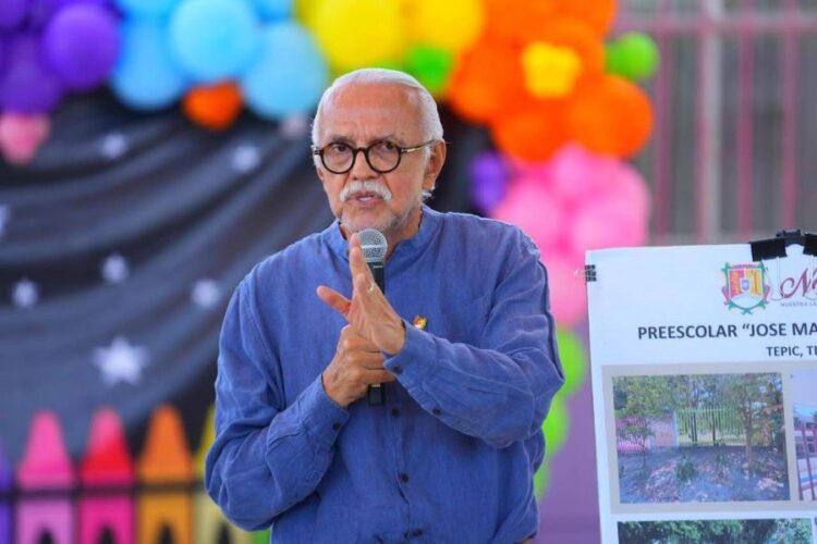 Supervisa Navarro Quintero obras en preescolar de Tepic