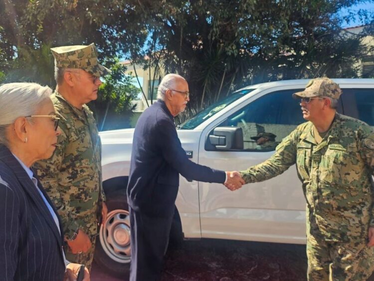 Refuerza Gobierno de Nayarit operativos de seguridad con entrega de vehículos a la Marina