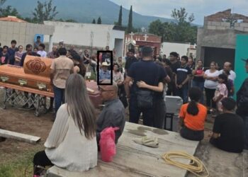 Fello, la tumba  y el silencio