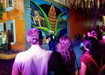 Jala celebra su cultura con una vibrante callejoneada por la “Ruta de los Murales”