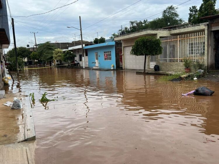 Juniors y Panteras conquistan el torneo de basquetbol de verano en Ahuacatlán