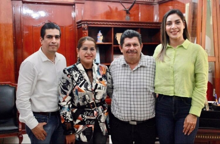 Mariano Aguilar impulsa instalación de Centro de Atención para estudiantes en Ahuacatlán