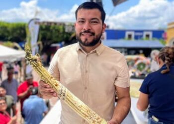 Restricciones nocturnas sacuden la Feria de Octubre en Ahuacatlán