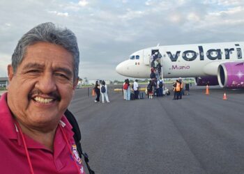 Juniors y Panteras conquistan el torneo de basquetbol de verano en Ahuacatlán