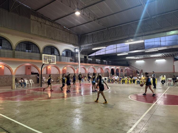 Hackers siembran zozobra en Ahuacatlán