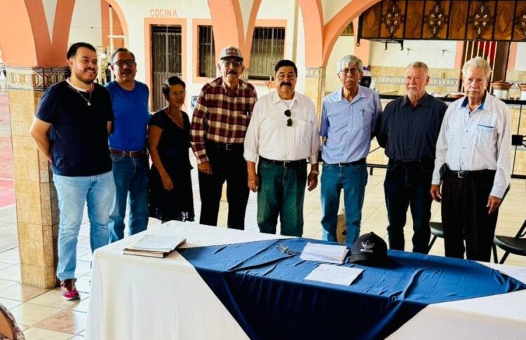 Bibiano Barajas es el nuevo presidente del Club Social y Deportivo de Ahuacatlán