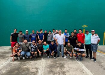 El frontón también brilla en las Fiestas Patrias Ixtlán 2025