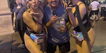 Entre vuelos, máquinas y latigazos