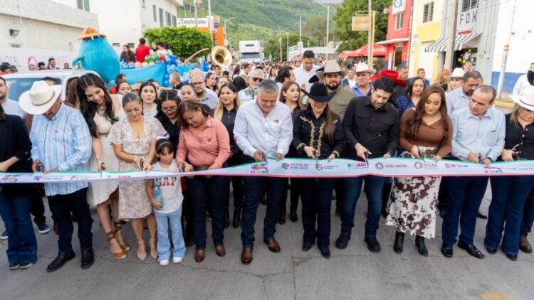 Fiestas Patrias de Ixtlán: alegría y música en grande