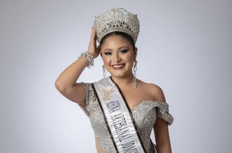 Frida Montaño, Reina de la Feria Artesanal de Jomulco 2025