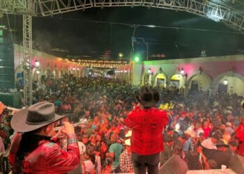 La gran incógnita: ¿qué artistas engalanarán la Feria de Ahuacatlán 2025?