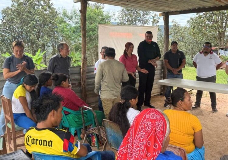 Ahuacatlán alista la rehabilitación de su Unidad Deportiva