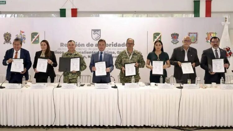 Ahuacatlán se une en la lucha contra el cáncer de mama