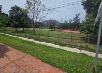 Ahuacatlán alista la rehabilitación de su Unidad Deportiva