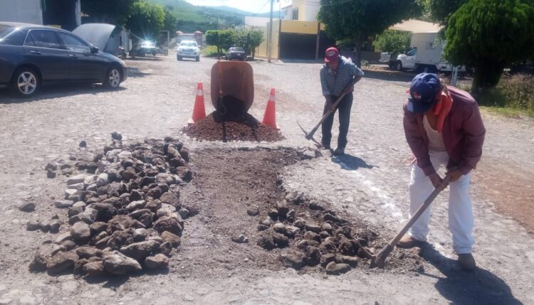 Ahuacatlán se une en la lucha contra el cáncer de mama