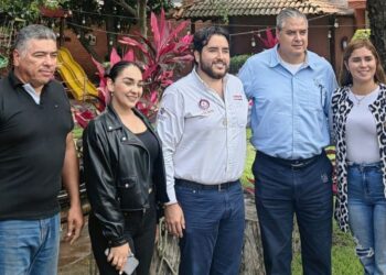 Ahuacatlán alista la rehabilitación de su Unidad Deportiva