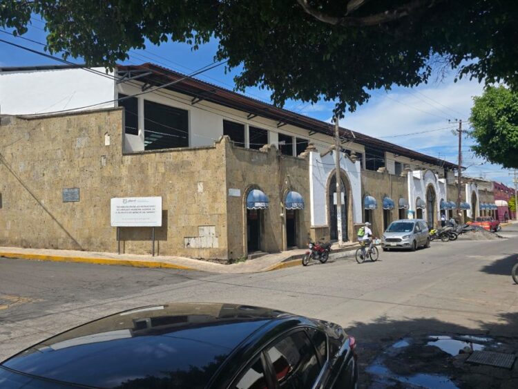 MERCADO DE AHUACATLÁN PRONTO VOLVERÁ A COBRAR LA VIDA