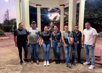 A pesar de todo Compostela avanza paso a paso