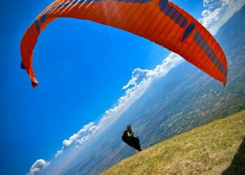 Jala despidió su festival de parapente con el Corazón en el aire